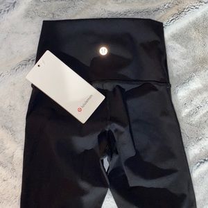 Lulu lemons, never worn! Bought wrong size!